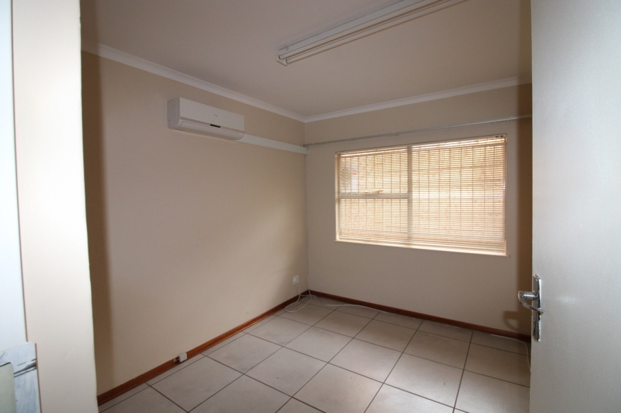 To Let 3 Bedroom Property for Rent in Baysvalley Free State